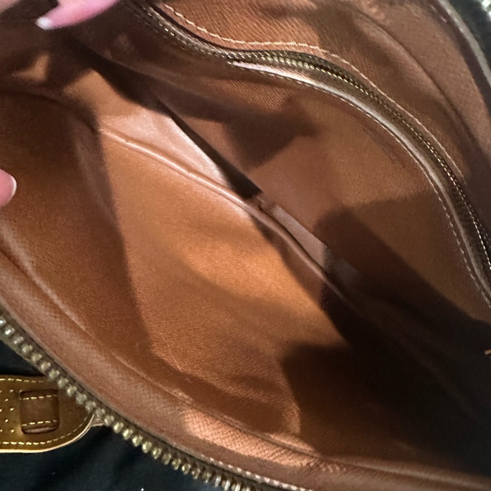 Authentic Louis Vuitton - Picture 8 of 8